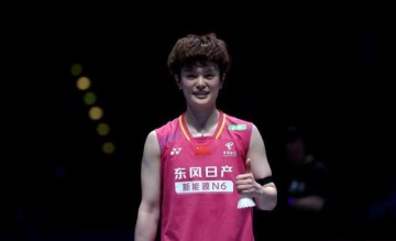 辉达娱乐网址-结束十连败 王祉怡2比0胜安洗莹首夺全英女单冠军